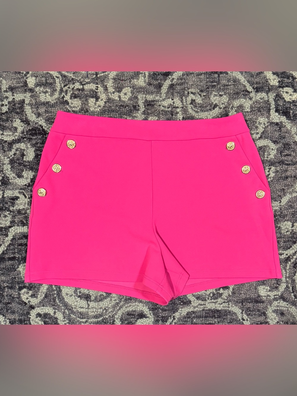 Versona Hot Pink Womenβs Gold Crest Button Sailor Shorts! Size XXL.